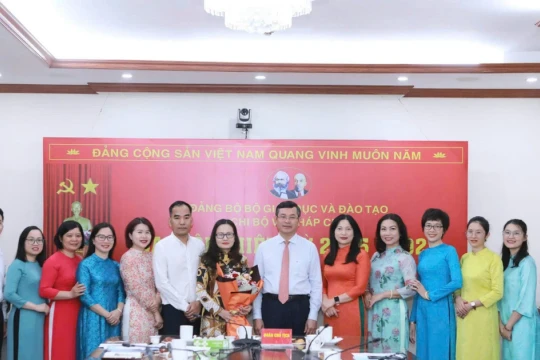 Khẳng định vai trò 'người gác cửa thể chế' cho ngành Giáo dục