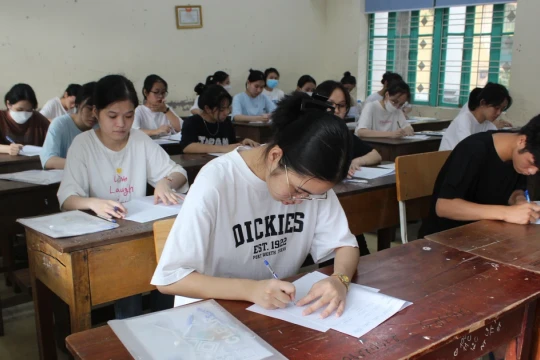 80 ngày cao điểm ôn thi tốt nghiệp: Thầy và trò cùng nỗ lực