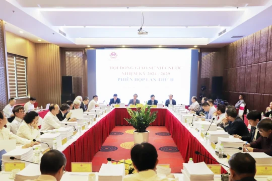5 Hội đồng giáo sư ngành, liên ngành tổ chức xét trực tuyến hồ sơ ứng viên