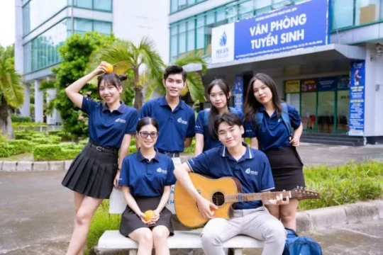 Hoa Sen College đào tạo chú trọng thực hành