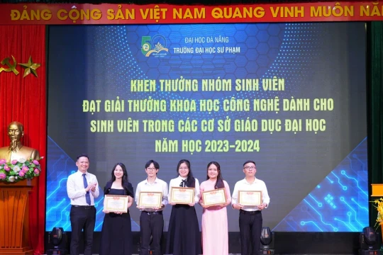 Trường ĐH Sư phạm Đà Nẵng vinh danh giảng viên, sinh viên nghiên cứu khoa học