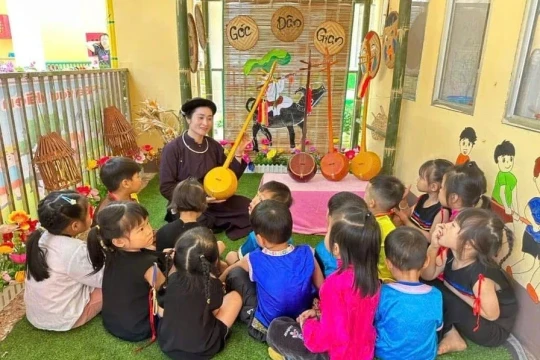 Tăng phụ cấp ưu đãi GV, NV trường học: Lấp đầy khoảng trống trong chính sách đãi ngộ