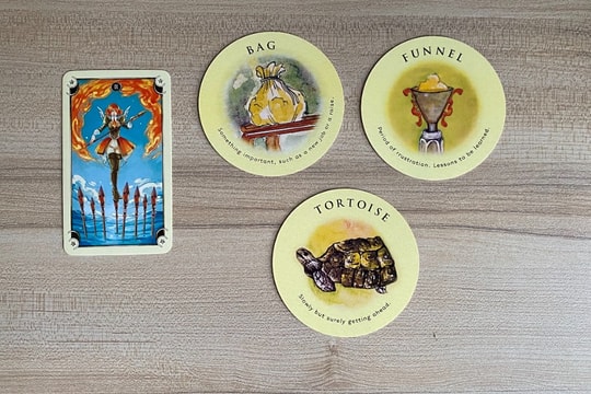 Tarot tuần này: Cự Giải thong dong, Xử Nữ có bài học về lòng kiên trì