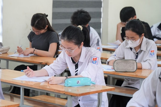 Đề thi và đáp án môn Tiếng Anh thi vào 10 tỉnh Đồng Nai năm 2025