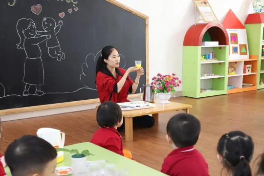 Điều kiện xét nâng ngạch theo Nghị định số 179/2024/NĐ-CP