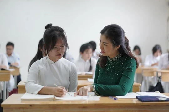 Hiếu thảo - nền tảng đạo đức trong giáo dục công dân