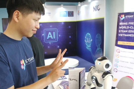 Thúc đẩy năng lực ứng dụng trí tuệ nhân tạo trong ngành Giáo dục