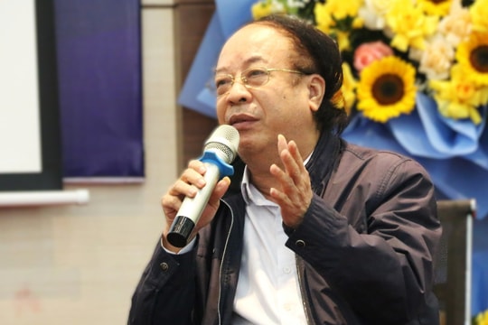 Cách làm bài thi tốt nghiệp THPT năm 2025: Chủ biên chương trình môn Văn gợi ý