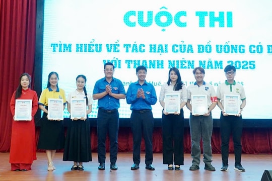 Sinh viên hào hứng thi tìm hiểu về tác hại của đồ uống có đường