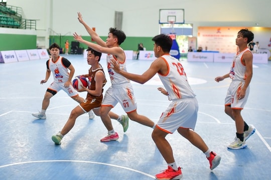 Hà Nội góp phần lớn đại diện ở bán kết giải bóng rổ học đường hai miền
