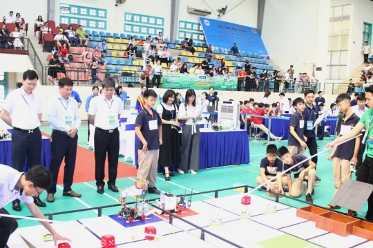 Khơi dậy đam mê công nghệ cho học sinh, sinh viên từ Cuộc thi sáng tạo Robot