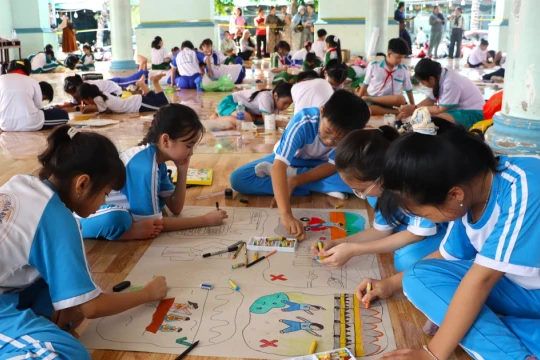 Cà Mau tổ chức nhiều hoạt động tuyên truyền ATGT cho học sinh