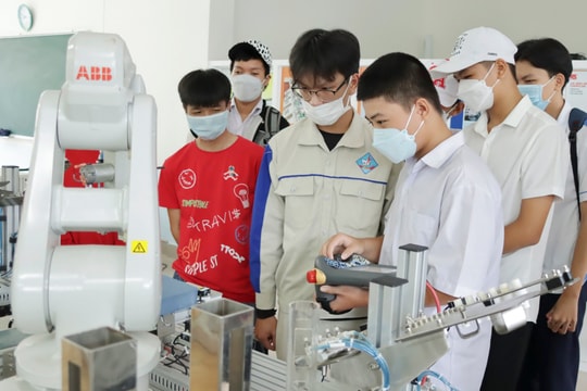 Từ phân luồng đến hướng nghiệp: Cần một hành trình liền mạch cho người học