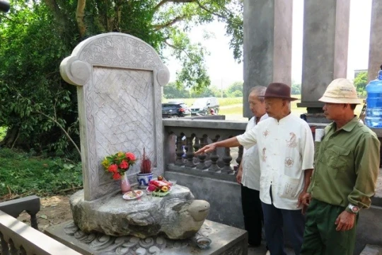 Chuẩn bị khai quật khảo cổ lần thứ 2 di tích Thành Nhà Bầu