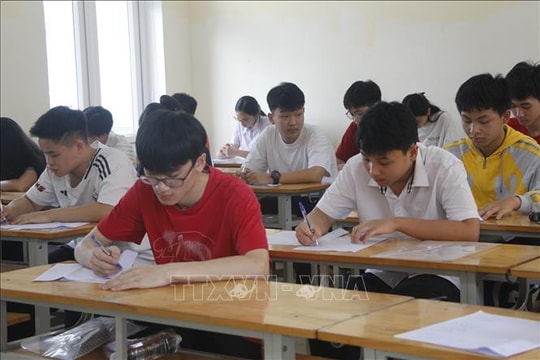 Kỳ thi tuyển sinh vào lớp 10: Giảm áp lực cho học sinh