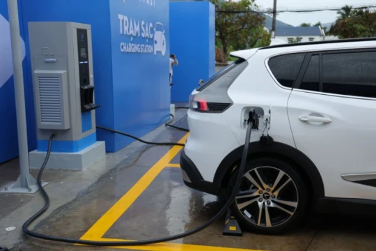 Biểu giá điện mới cho trạm sạc xe điện