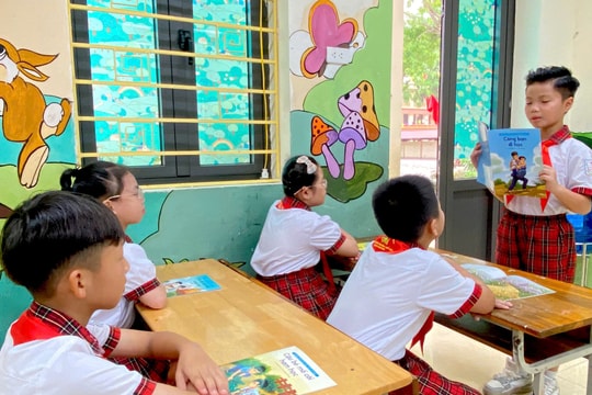 Đại sứ Văn hóa đọc 2025: Trịnh Hoàng Nam Anh lan tỏa câu chuyện nhân văn “Cõng bạn đi học”