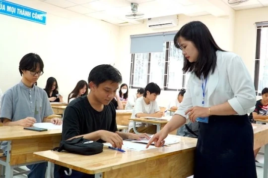 Nhân lực làm thi tốt nghiệp THPT: Coi trọng giải pháp con người
