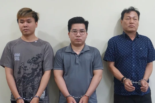 Bắt giam 3 người quản trị kênh YouTube 'Người Đưa Tin'