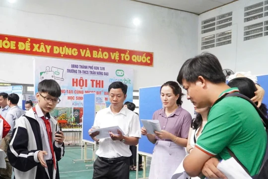 Học sinh Kon Tum sáng tạo cùng microbits