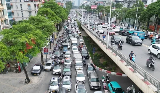 Sở Xây dựng Hà Nội nói về giải pháp xử lý bất cập tại nút giao Trần Duy Hưng - Láng
