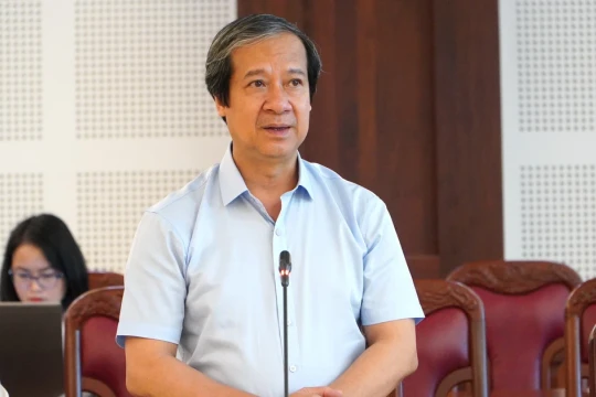 Bộ trưởng Nguyễn Kim Sơn làm việc về công tác thi tốt nghiệp ở Gia Lai