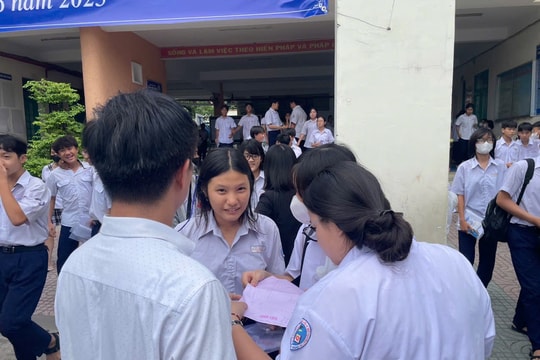 TP Hồ Chí Minh: Thí sinh tự tin với môn thi Ngoại ngữ, dự đoán đạt điểm cao