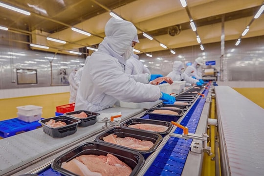 Người Việt ăn gần 4 triệu tấn thịt heo, thị trường khổng lồ nằm trong tay ai?