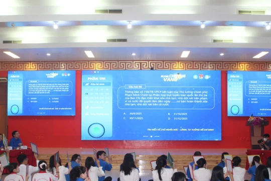 Sinh viên Đại học Thái Nguyên tranh tài tại cuộc thi rung chuông vàng