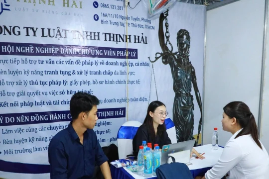 Hơn 98% đơn vị hài lòng về chất lượng sinh viên Trường Đại học Luật TPHCM