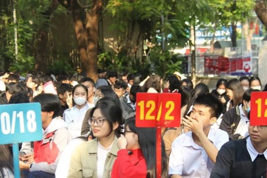 Thầy giáo Đà Nẵng gợi ý 'mẹo' chống trượt khi làm bài môn Ngữ văn