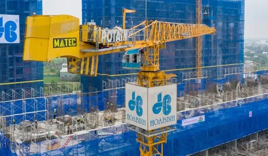 Lý do nhiều chủ tịch doanh nghiệp ồ ạt bán cổ phiếu