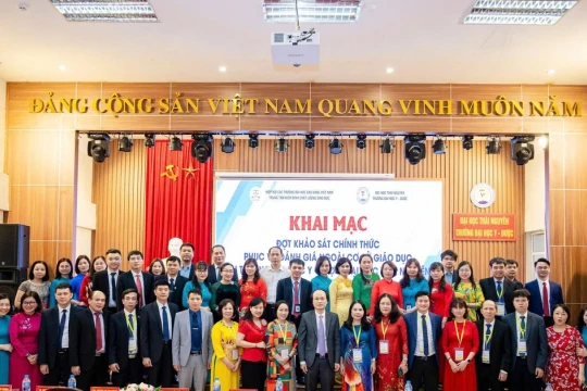 Trường Đại học Y - Dược Thái Nguyên Nỗ lực phát triển toàn diện hướng tới ĐH chuẩn quốc tế