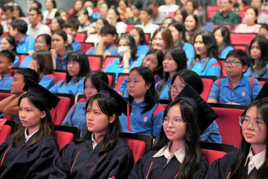 'Trí tuệ nhân tạo trỗi dậy, con người cần hiểu biết và tư duy phản biện'