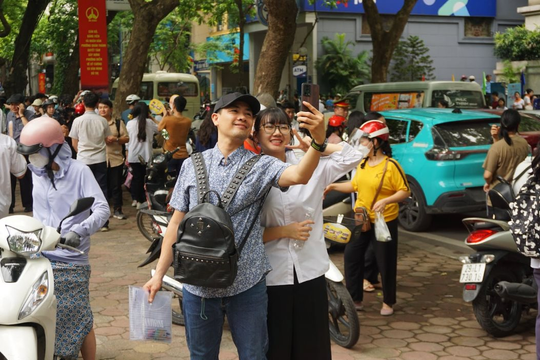 Hà Nội công bố đáp án thi lớp 10 môn Tiếng Pháp