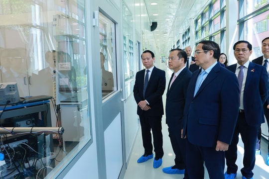 Thủ tướng thăm đại học lâu đời nhất Thụy Điển, cổ vũ khát vọng người Việt Nam đạt giải Nobel