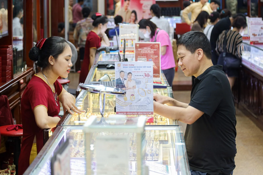 Đề xuất giao dịch vàng từ 20 triệu đồng trở lên phải chuyển khoản