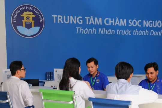 Trường ĐH Văn Hiến nhận hồ sơ dự tuyển: Nộp hồ sơ sớm, nhận ngay học bổng