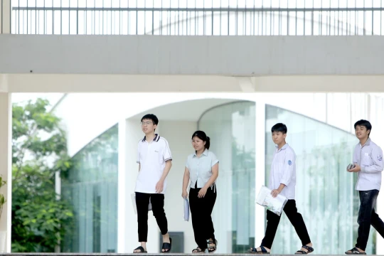 Đảm bảo quyền lợi của thí sinh sau sai sót trong đề chuyên Toán của Vĩnh Phúc