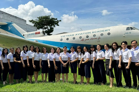 Học viện Hàng không Việt Nam lần đầu đào tạo tiếp viên hàng không hệ cử nhân