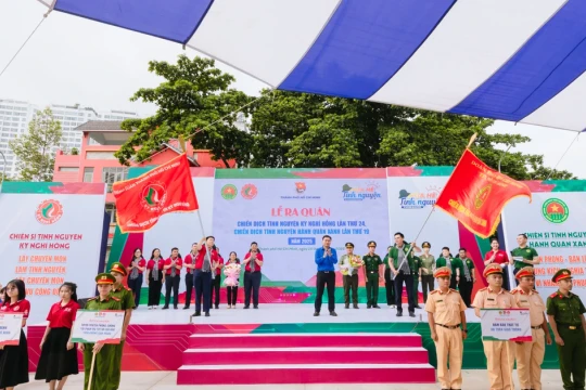 TPHCM ra quân chiến dịch tình nguyện Kỳ nghỉ hồng, Hành quân xanh