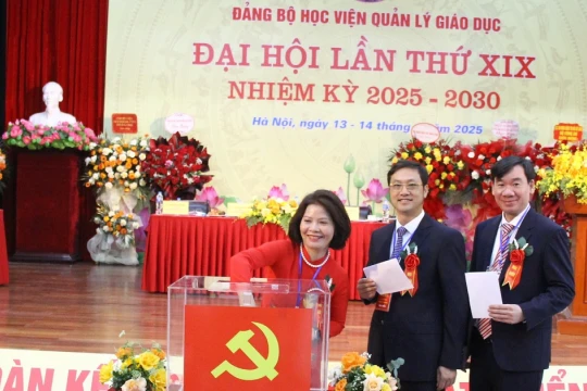 Đảng bộ Học viện Quản lý giáo dục thể hiện rõ vai trò chính trị