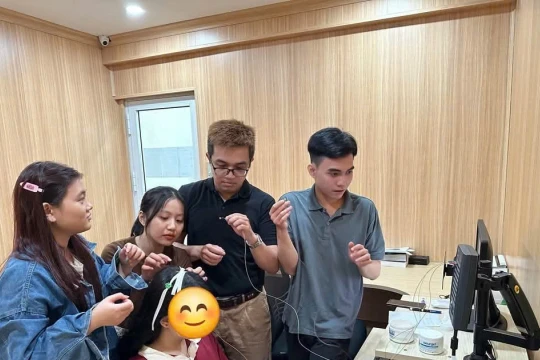 Can thiệp trầm cảm của học sinh bằng chánh niệm