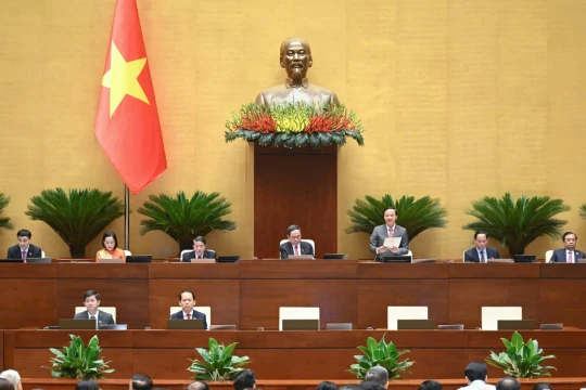 Hôm nay, Quốc hội biểu quyết thông qua Nghị quyết về giảm thuế giá trị gia tăng