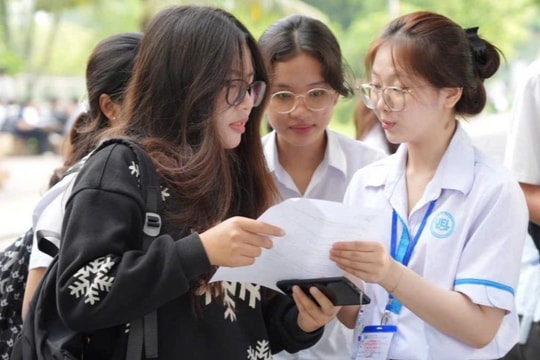 Lỗ hổng kỳ thi đánh giá năng lực “trăm tỷ”: Không thể xin lỗi là... xong