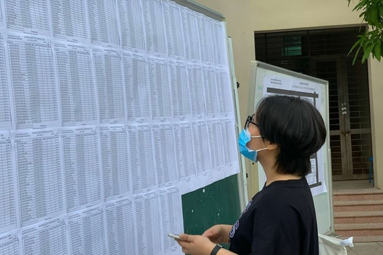 Bốn trường cấp 2 dẫn đầu số học sinh đỗ vào chuyên Ngoại ngữ 2025