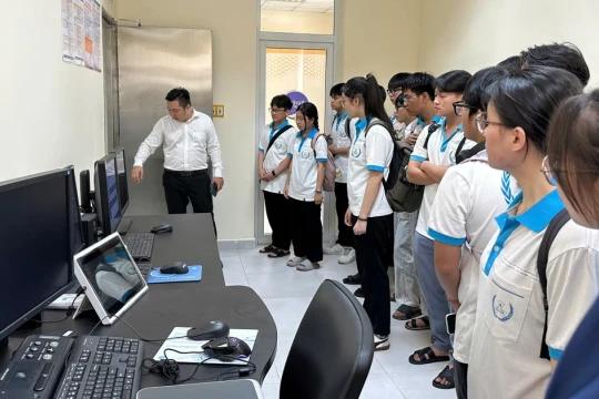 Đào tạo nhân lực để tự chủ năng lượng nguyên tử