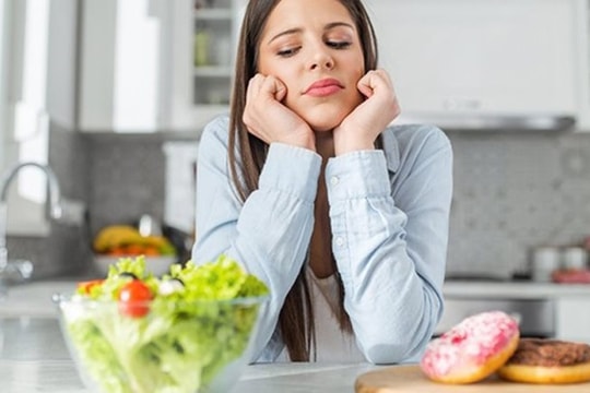 TOP 6 món ăn gây mất cân bằng nội tiết tố nữ nên hạn chế