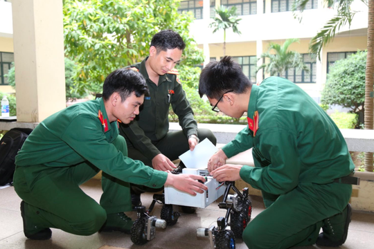 Số thí sinh đăng ký vào các trường quân đội tăng mạnh trong năm 2025