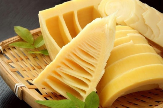 6 nhóm người tránh xa với măng tươi